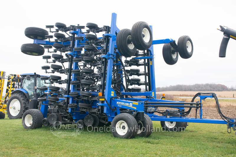 Planting Equipment  2020 New Holland P2080 Air Drill Photo