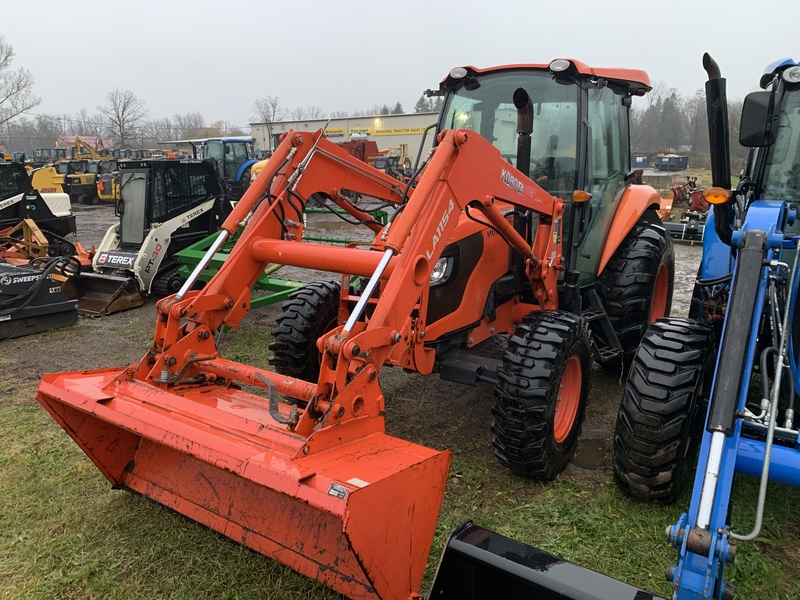 Kubota M6060 Tractor with Loader 