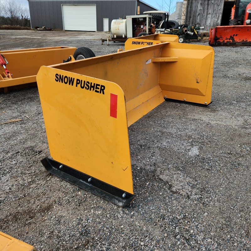 Snow Equipment  American SP07 Snow Pusher  Photo
