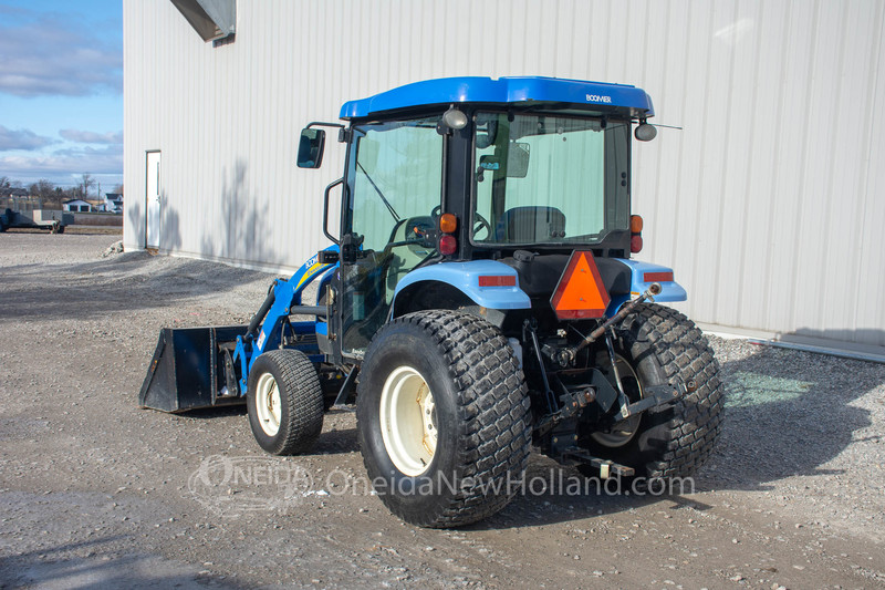 Tractors  2010 New Holland Boomer 3045 with Loader Photo