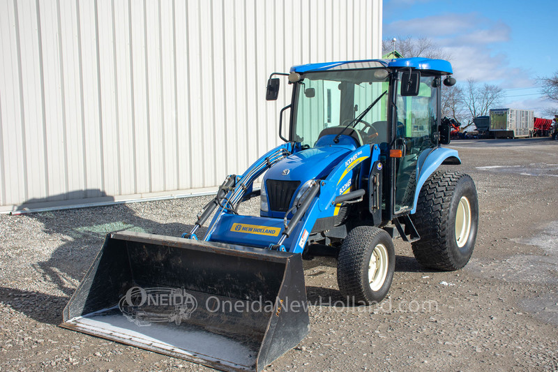 Tractors  2010 New Holland Boomer 3045 with Loader Photo