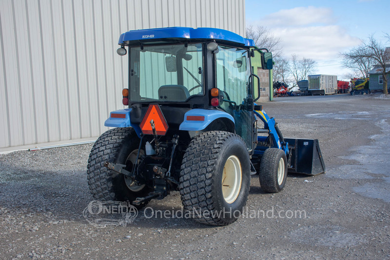 Tractors  2010 New Holland Boomer 3045 with Loader Photo