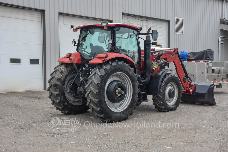 Tractors  2011 Case IH MAXXUM 125 Tractor & Loader Photo