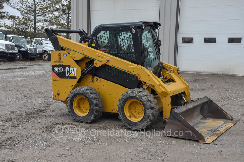 Skidsteers & Track Loaders  2016 Cat 262D Skidsteer Photo