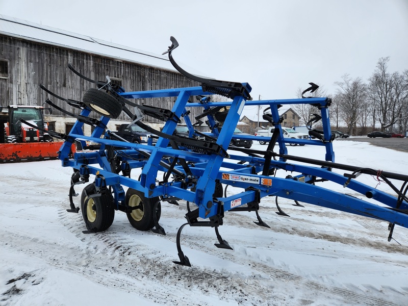 Cultivators  DMI Tigermate Cultivator   Photo