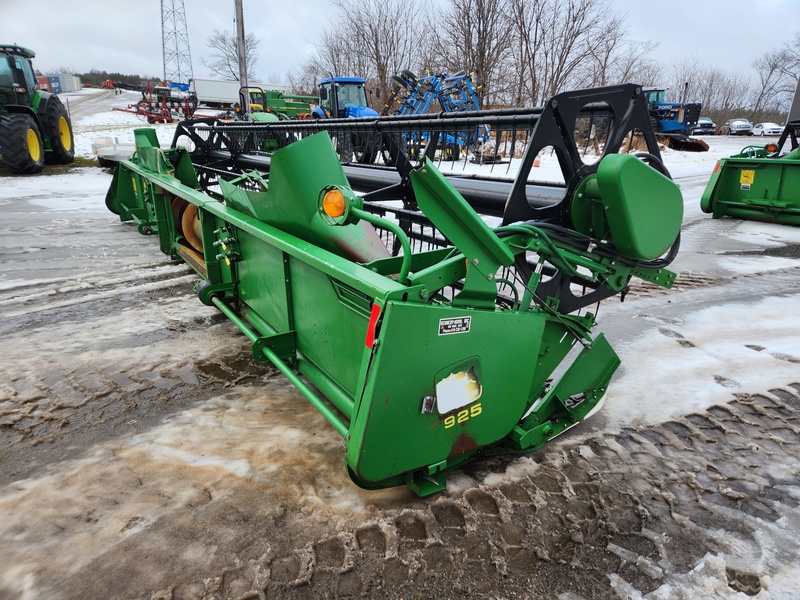 Flex Head  John Deere 925 Flex Head  Photo