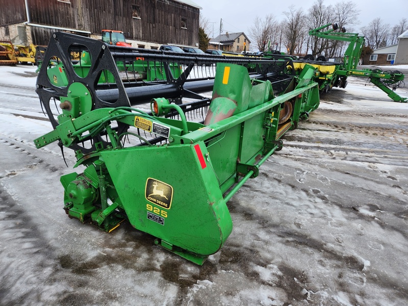 Flex Head  John Deere 925 Flex Head  Photo