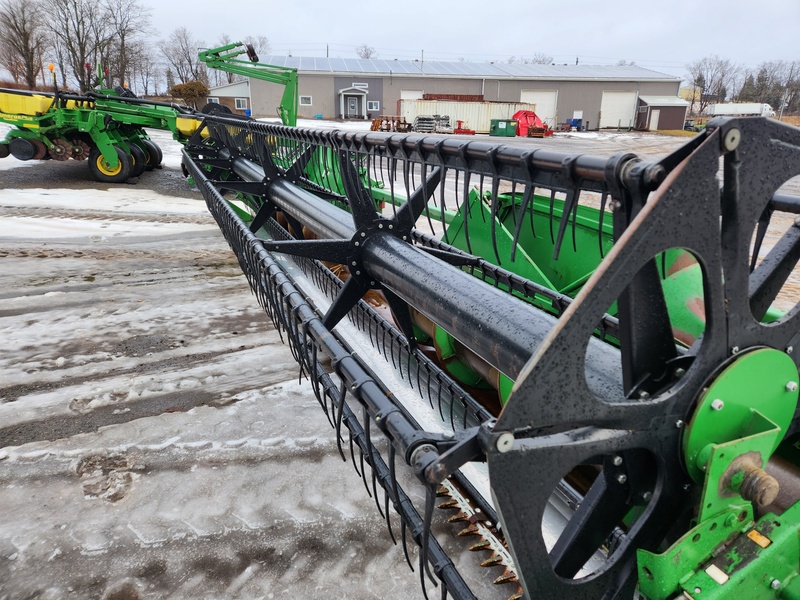 Flex Head  John Deere 925 Flex Head  Photo