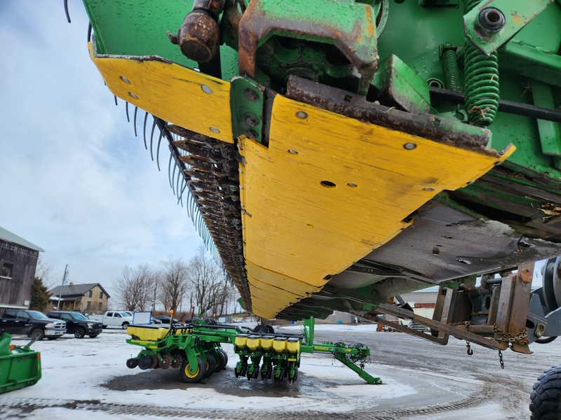 Flex Head  John Deere 925 Flex Head  Photo