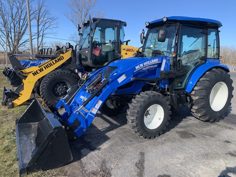 New Holland Boomer 55 Tractor Loader 