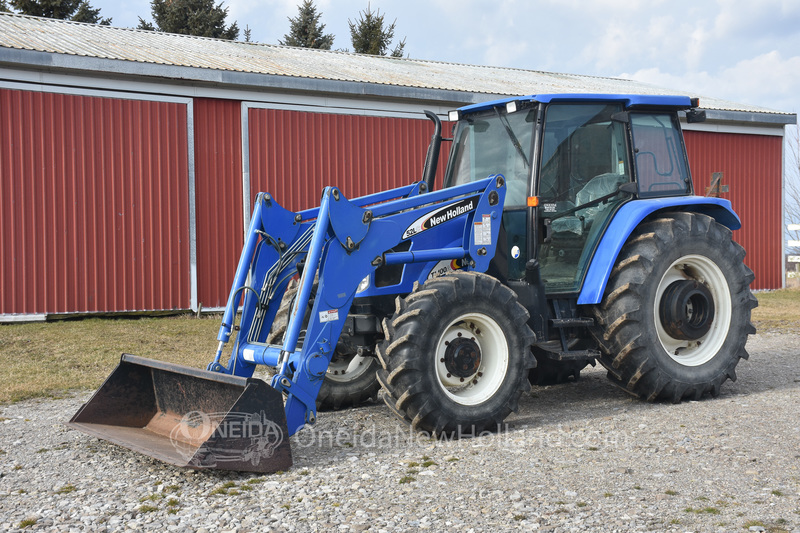 Tractors  2007 New Holland TL100A Tractor with Loader Photo