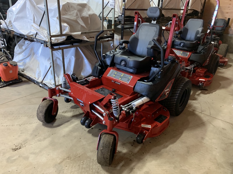 Ferris ISX3300  Zero Turn Mowers  