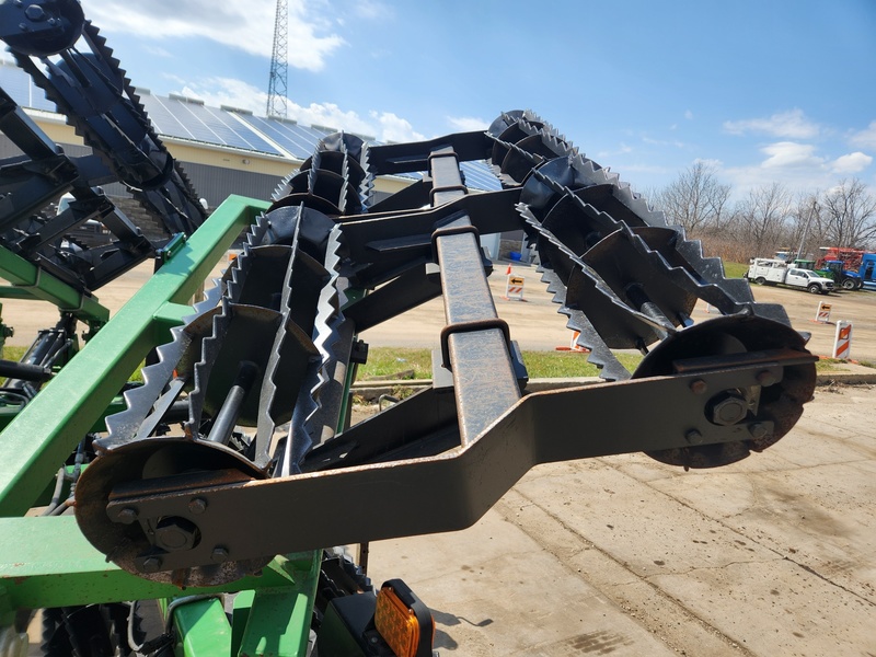 Tillage Equipment  J&M TF212 Rolling Harrow  Photo