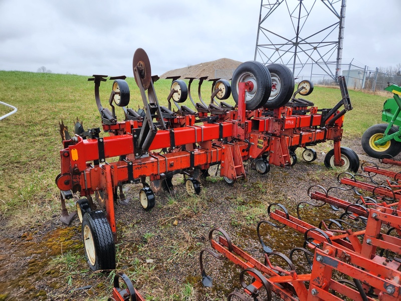 Row Cultivator  International 183 Scuffler Photo