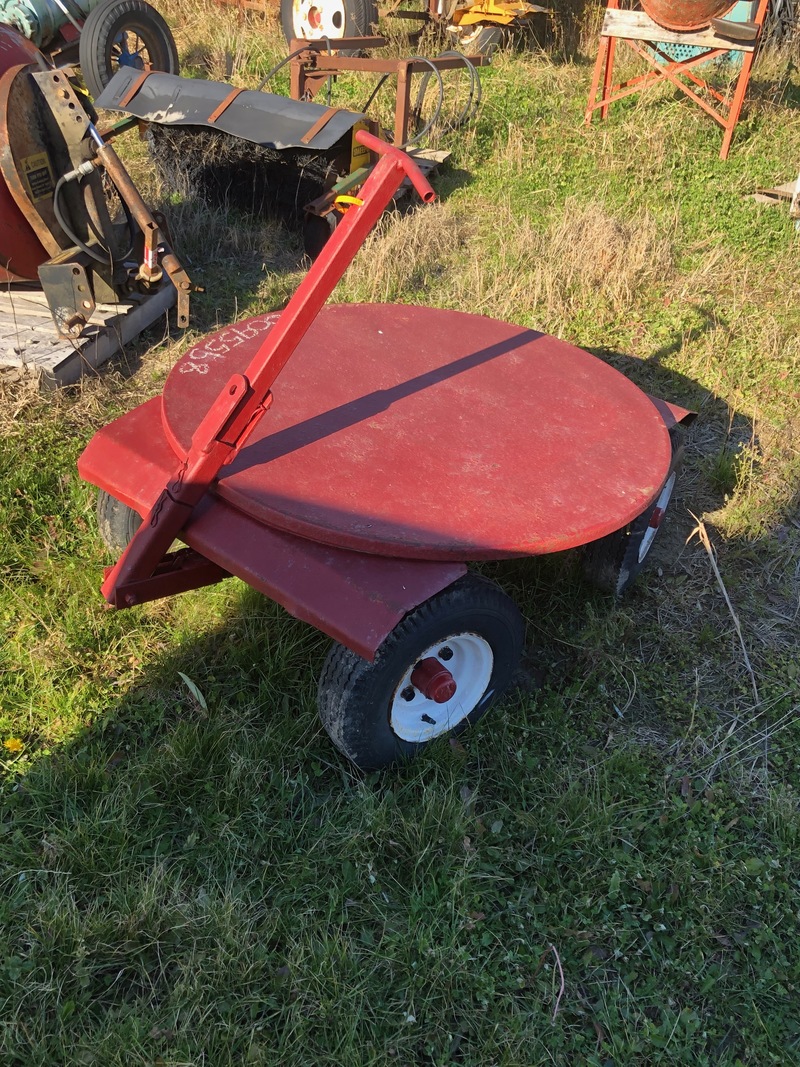 STONEAGE EQUIPMENT Round Bale Rotary Trailer (Tow Behind)