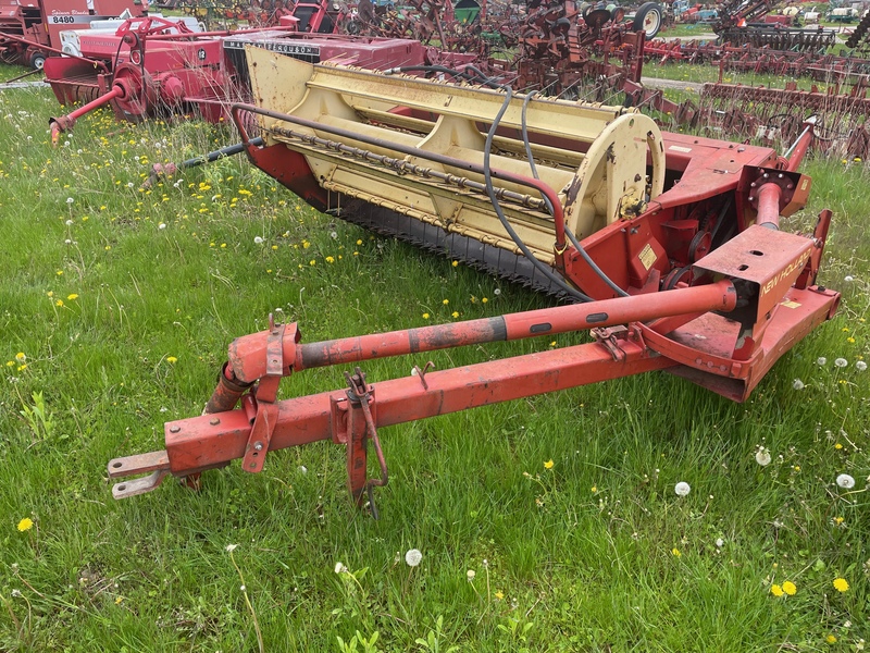 New Holland 477 Haybine - Good rolls