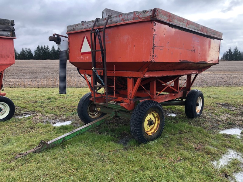 Killbros ~ Hydraulic Fertilizer Wagon with 2 Augers