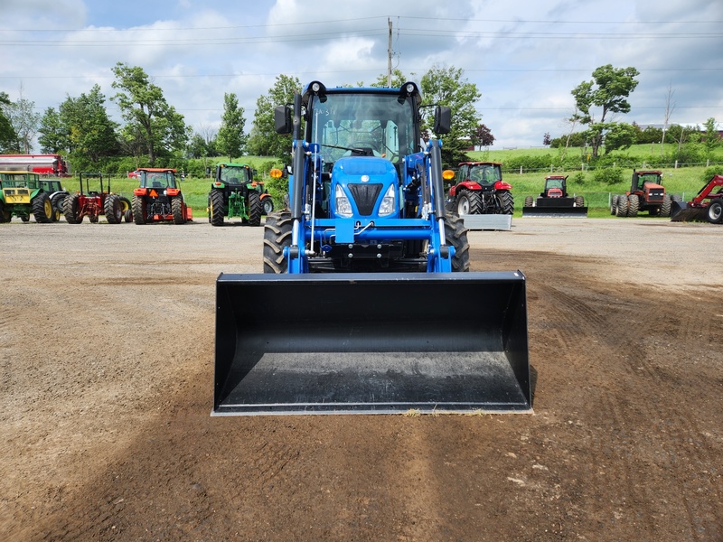 Tractors - Farm  New Holland Workmaster 55 Tractor  Photo