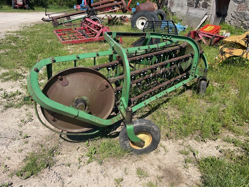 John Deere 350 3pt Rollabar  Rake - New Tines