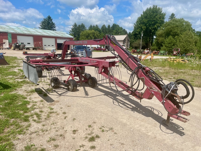 Hay/Forage/Livestock  Miller Pro 2250 - Tandem Rake Photo