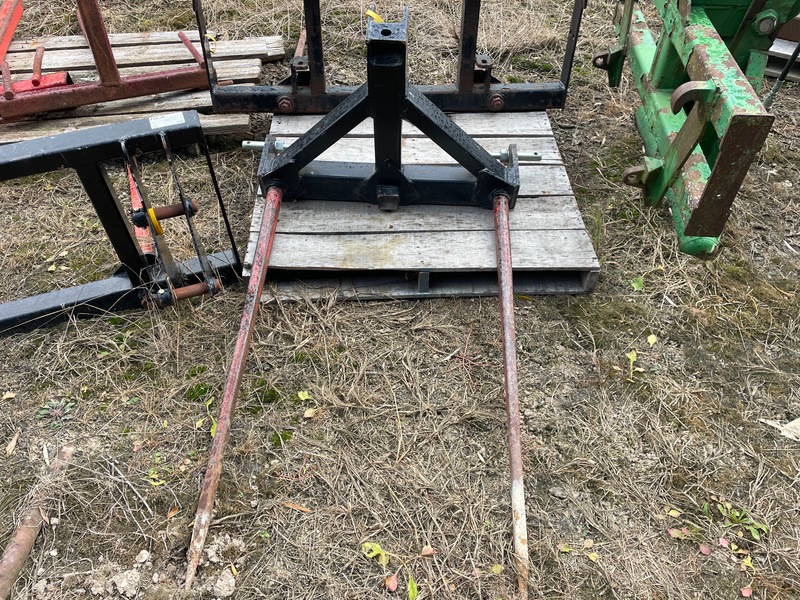 Attachments  HLA 2 Prong Bale Spear - 3pth Photo
