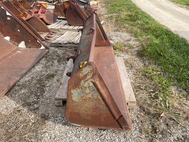 Attachments  Euro 80" Bucket | Quick Attach Photo
