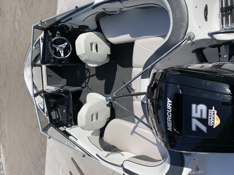 Princecraft Boats  2021 Campion Chase 16' Bowrider Blue/White Photo