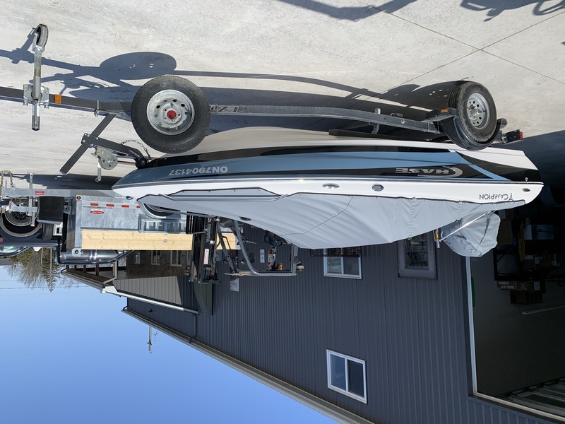 Princecraft Boats  2021 Campion Chase 16' Bowrider Blue/White Photo
