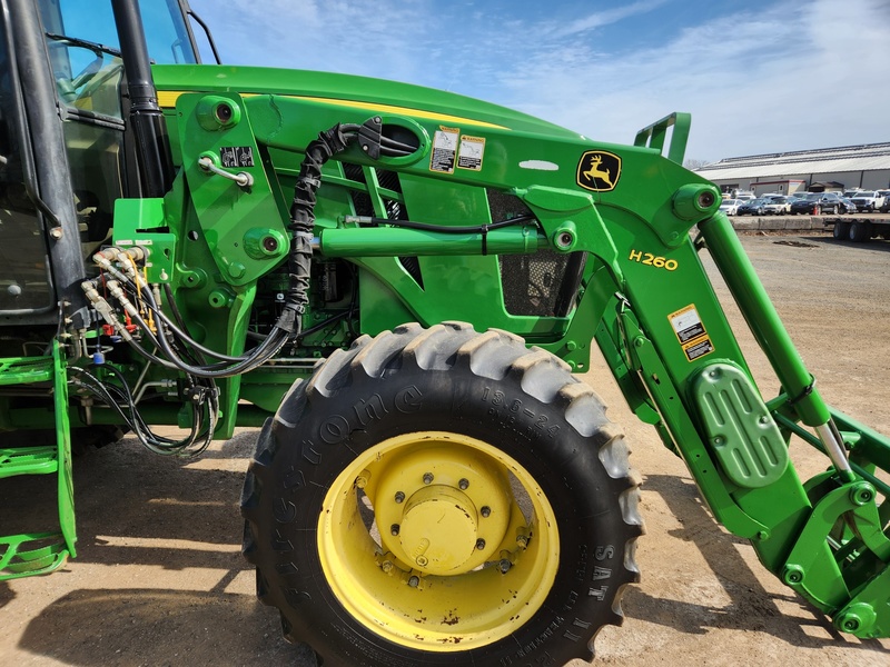 Tractors - Farm  John Deere 6105D Tractor Photo
