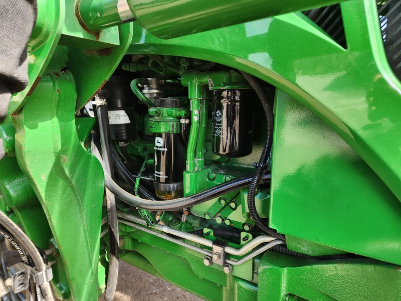 Tractors - Farm  John Deere 6105D Tractor Photo