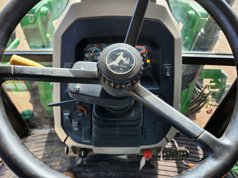 Tractors - Farm  John Deere 6105D Tractor Photo