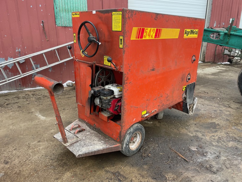 AgriMetal 542 Gas Feed Cart