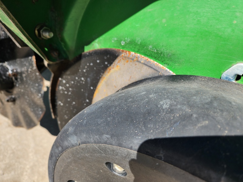Planting Equipment  John Deere 1760 Planter  Photo
