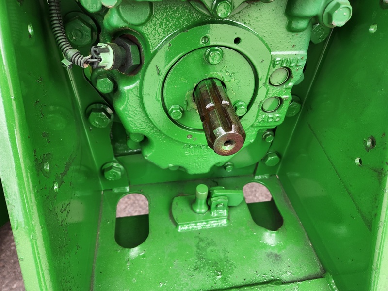 Tractors - Farm  John Deere 5075E Tractor  Photo