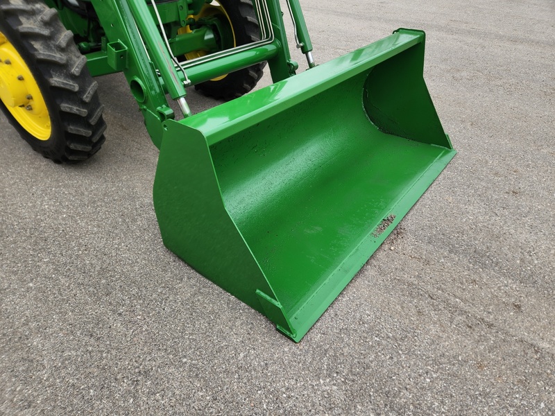 Tractors - Farm  John Deere 5075E Tractor  Photo