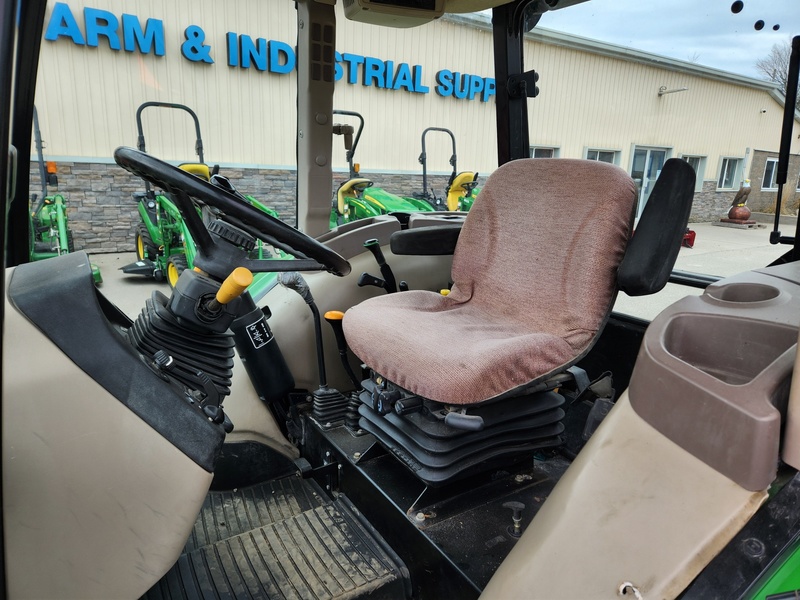 Tractors - Farm  John Deere 5075E Tractor  Photo