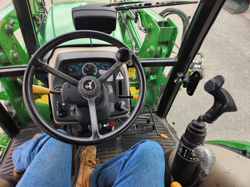 Tractors - Farm  John Deere 5075E Tractor  Photo