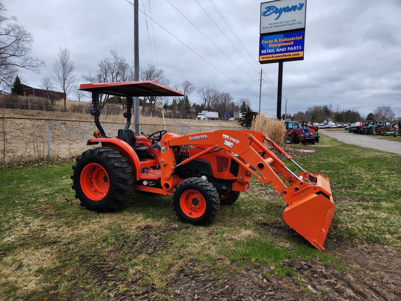 Kubota L4701 Tractor 