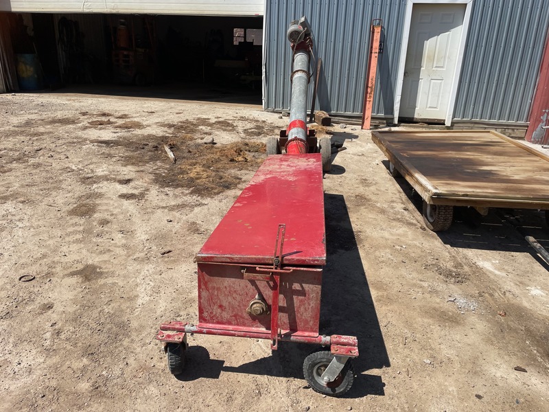Grain Handling  Cardinal Electric Transfer Auger - 17 Foot Photo
