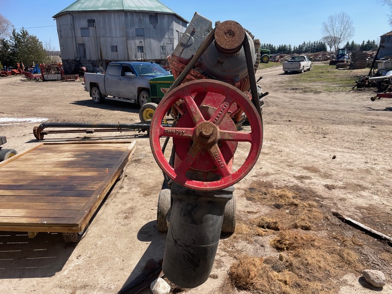 Grain Handling  Cardinal Electric Transfer Auger - 17 Foot Photo