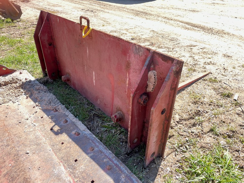 Attachments  2 Prong Bale Spear (Pin On) Photo