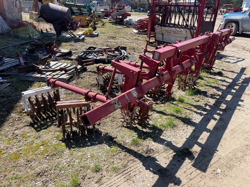 Tillage - Other  Lilliston Rolling Scuffler Photo