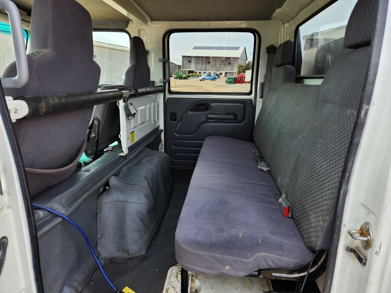 Heavy Trucks  2015 Isuzu NPR HD Dump Truck Photo