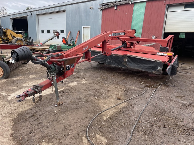 Case IH 8312 Disc Mower Conditioner - Good Rolls