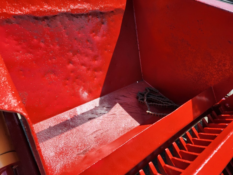 Rock Pickers and Rock Rakes  Leon 3000 Rock Picker  Photo