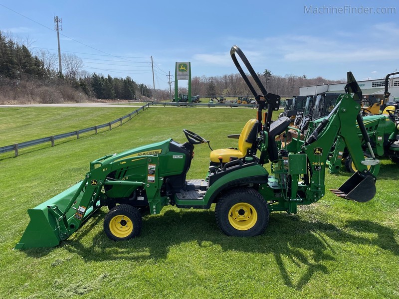2019 John Deere 1025R Utility Tractor