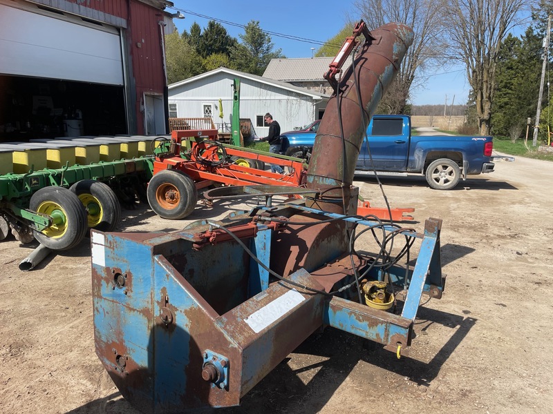 Lucknow 8.5ft Double Auger Snow Blower with Hydraulic Chute + Tip
