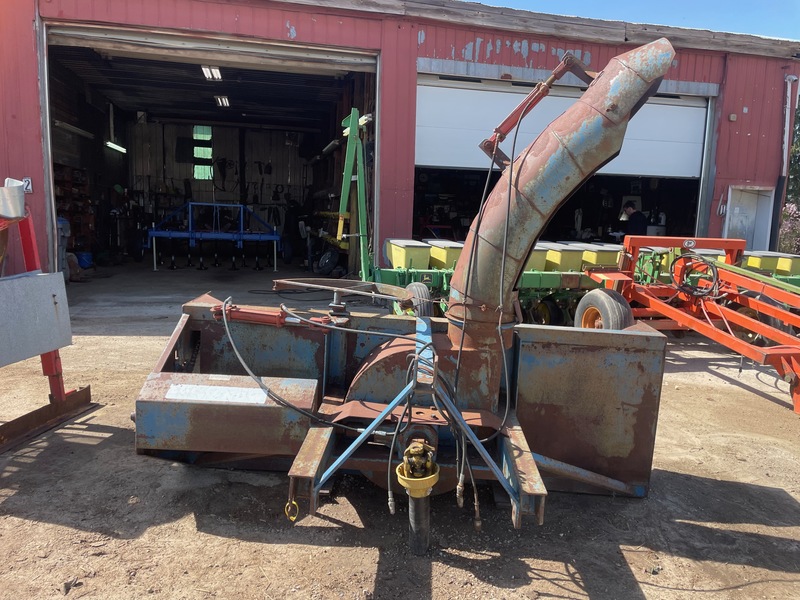 Snow Removal  Lucknow 8.5ft Double Auger Snow Blower with Hydraulic Chute + Tip Photo