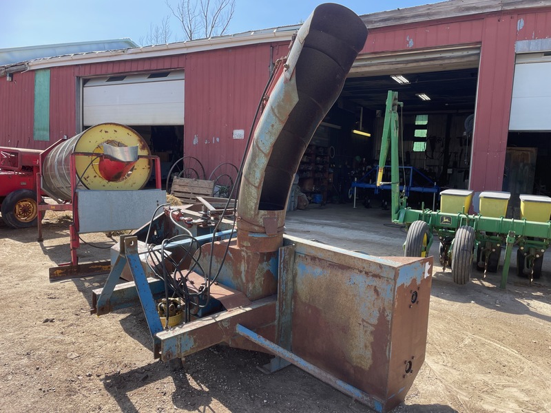 Snow Removal  Lucknow 8.5ft Double Auger Snow Blower with Hydraulic Chute + Tip Photo