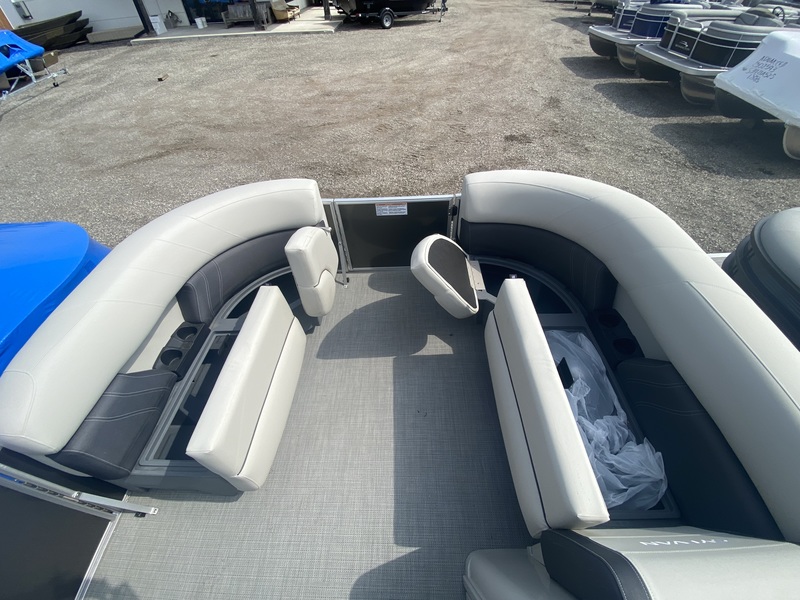 Boats  2024 Sylvan Mirage 8520 Cruise Photo